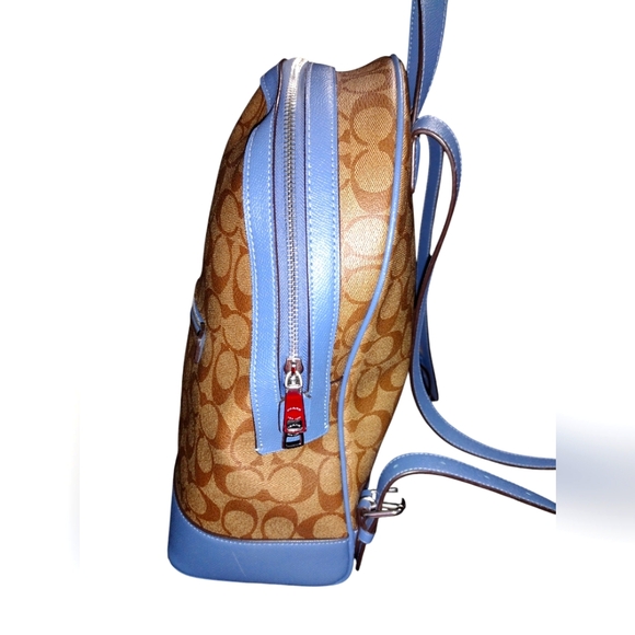 Coach Kelley backpack in signature canvas large and beautiful - Picture 4 of 7